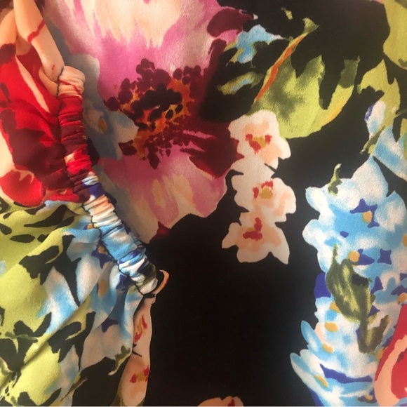 Show Me Your Mumu Long Sleeve Floral Scoop Back Top Size Large - Picture 5 of 6